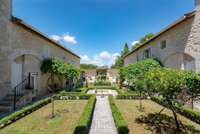 Chateau De L'Hoste Saint-Beauzeil Luaran gambar